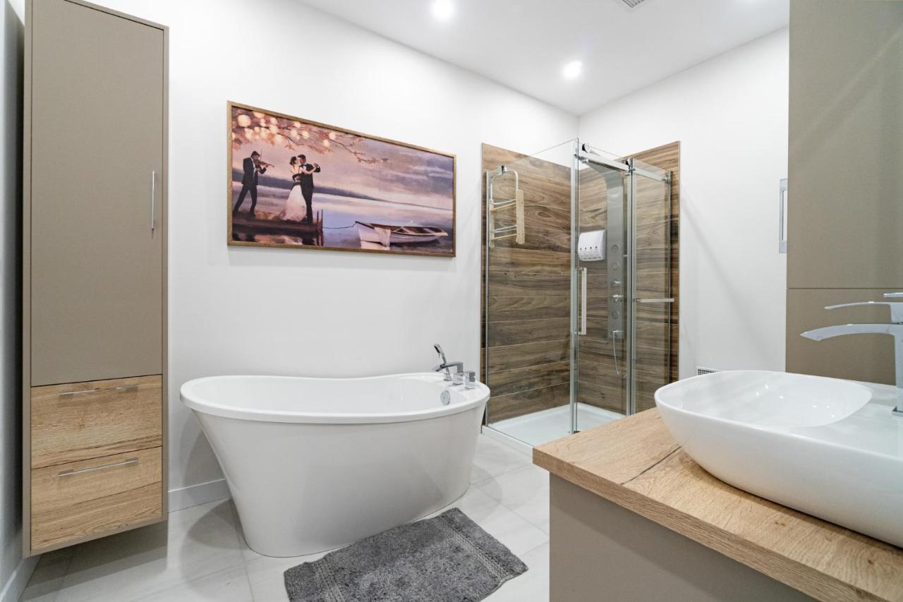 L'Ile-Do - Ile D'Orleans Apartment Saint-Pierre-de-l'Ile-d'Orleans ภายนอก รูปภาพ